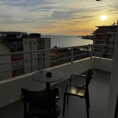 סרנדה Ideal Holiday Apartments מראה חיצוני תמונה