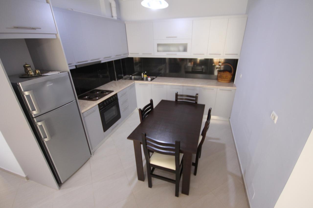 סרנדה Ideal Holiday Apartments מראה חיצוני תמונה