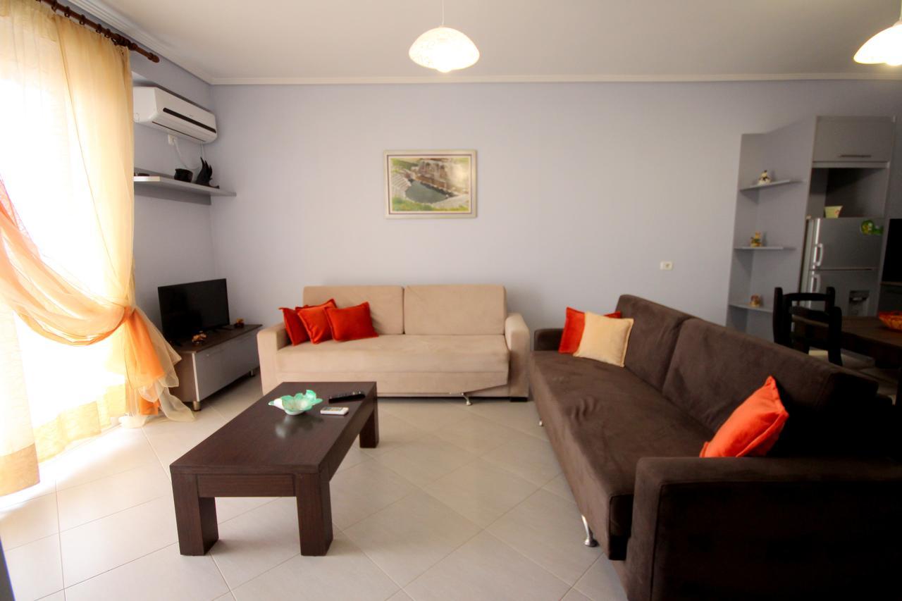 סרנדה Ideal Holiday Apartments מראה חיצוני תמונה