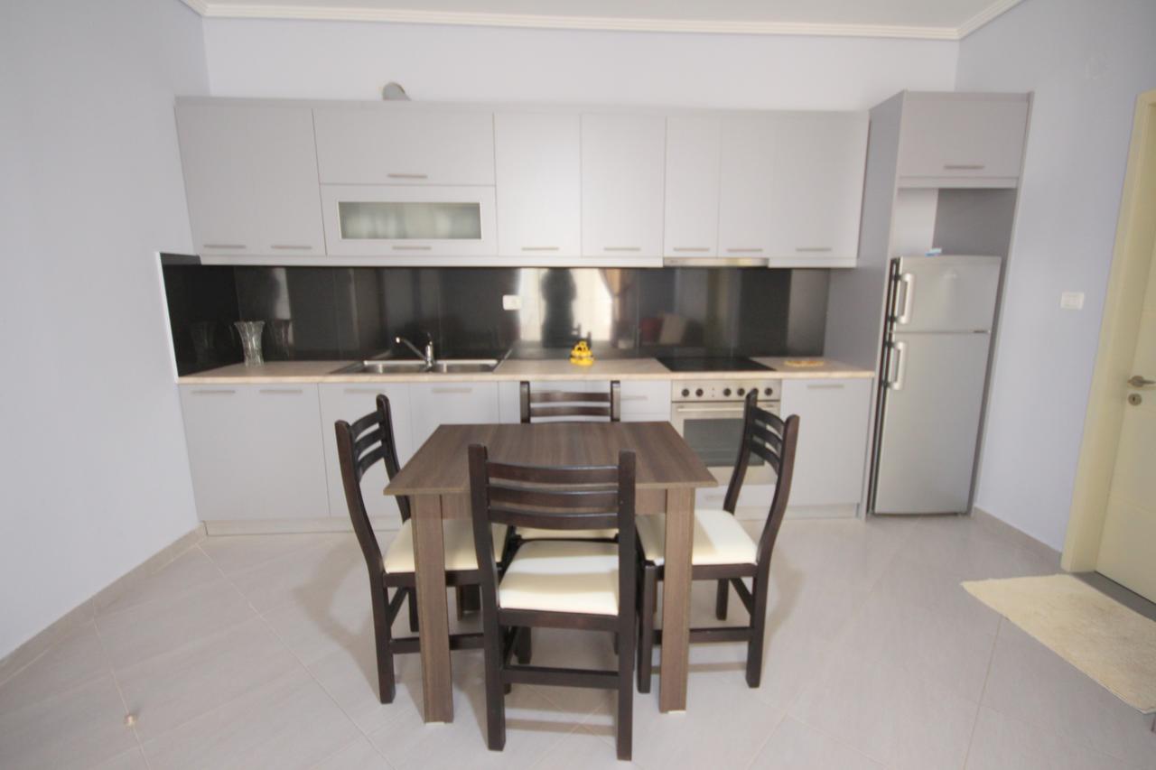 סרנדה Ideal Holiday Apartments מראה חיצוני תמונה